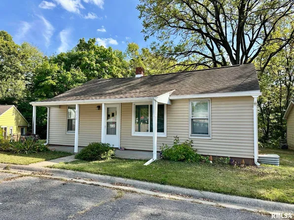 110 Joyce Ct, East Peoria, IL 61611