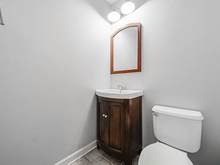1906 Willoway Cir S — Photo 9