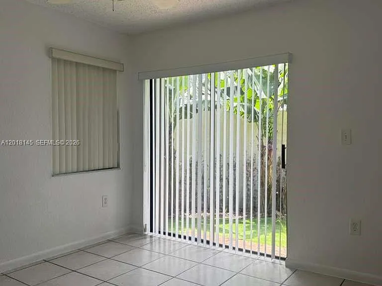 1004 San Remo Cir — Photo 12
