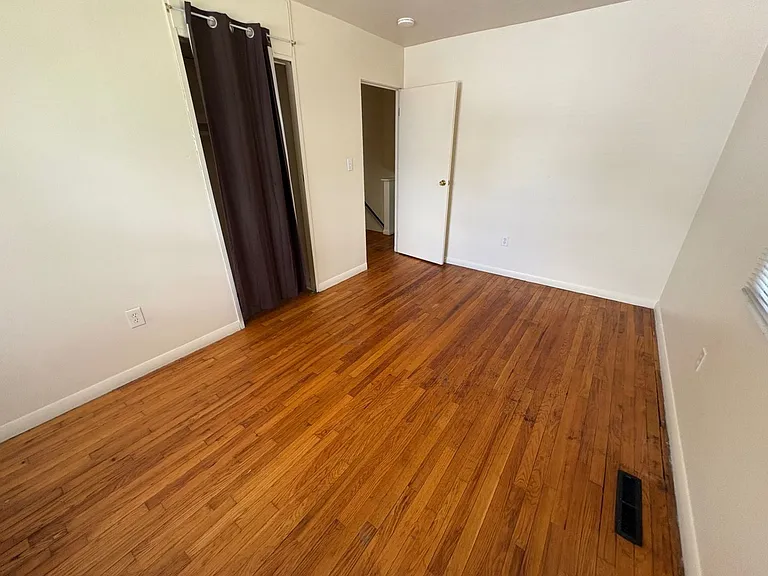 4131 Klepinger Rd — Photo 16