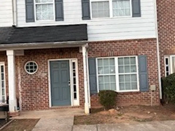 325 Brookview Dr, Riverdale, GA 30274