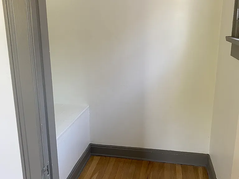 1259 N Curson Ave — Photo 9