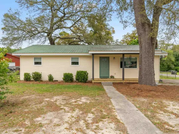 1506 Dana St, Pensacola, FL 32514