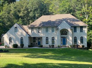 1069 Forest Rd, West Chester, PA 19382