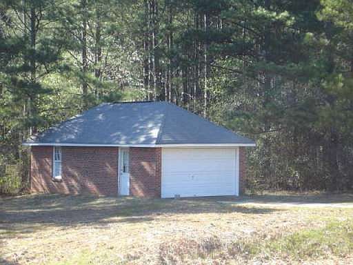 2nd image of 110 Victoria Pl