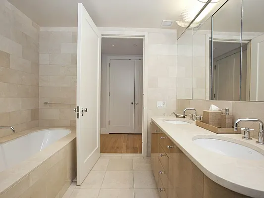 Rented by Sotheby's International Realty | media 35