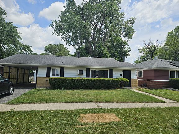 5th image of 15143 Woodlawn Ave