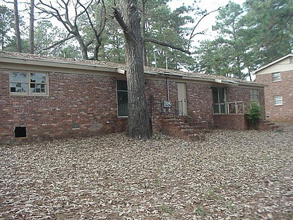 1st image of 213/215 Woodland Trl