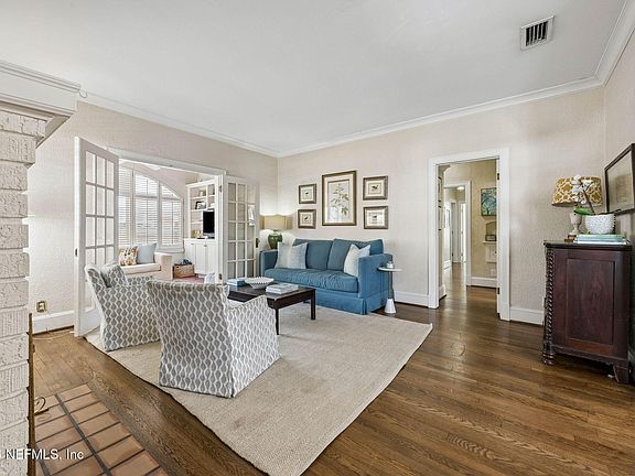 4th image of 2736 SOUTHWOOD Lane