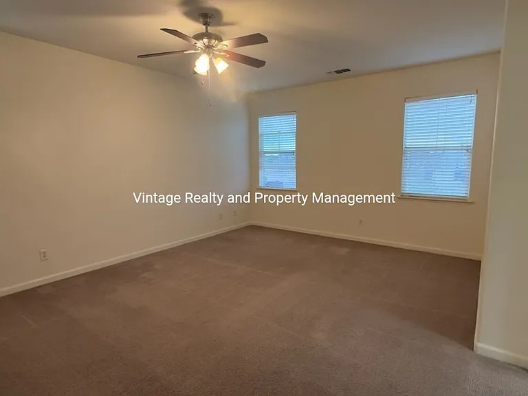 244 Lazy Ridge Ave — Photo 17