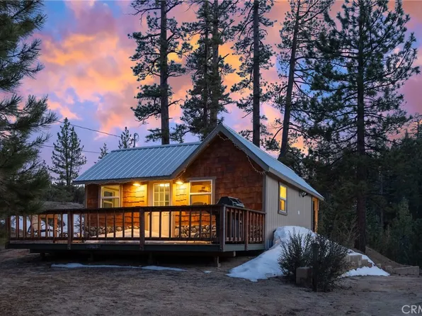 39051 Rim Of The World Dr, Fawnskin, CA 92333