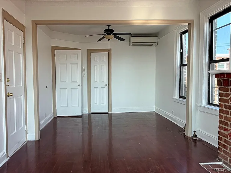 1840 Bronxdale Ave #3 — Photo 7