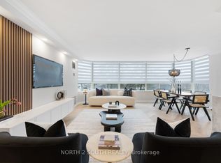 7 Townsgate Dr #304, Vaughan, ON L4J7Z9