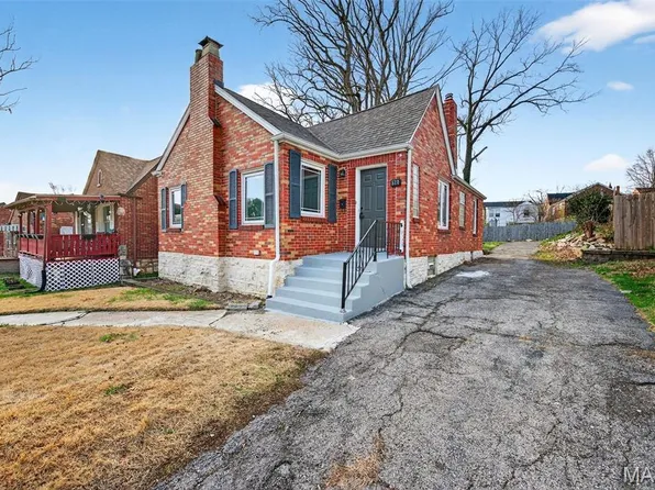 520 Ruthland Dr, Saint Louis, MO 63125