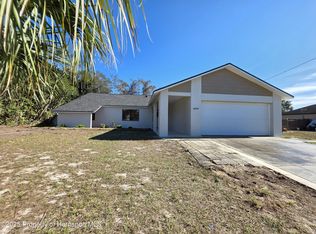 1076 Stratton Ave, Spring Hill, FL 34609