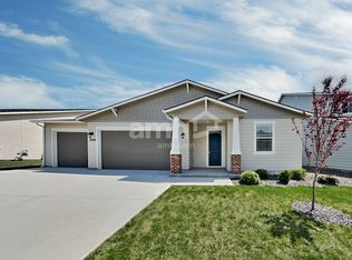 3084 N Vigo Ave, Star, ID 83669