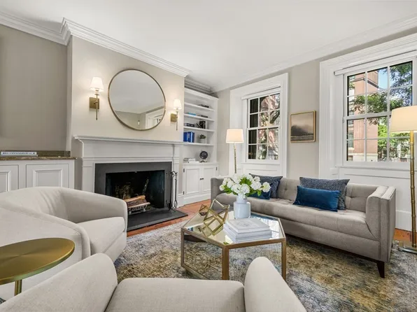 52 Fayette St #1, Boston, MA 02116