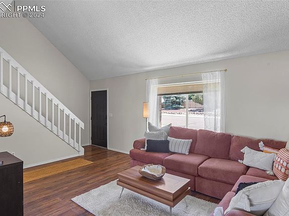 4th image of 8010 Essington Dr