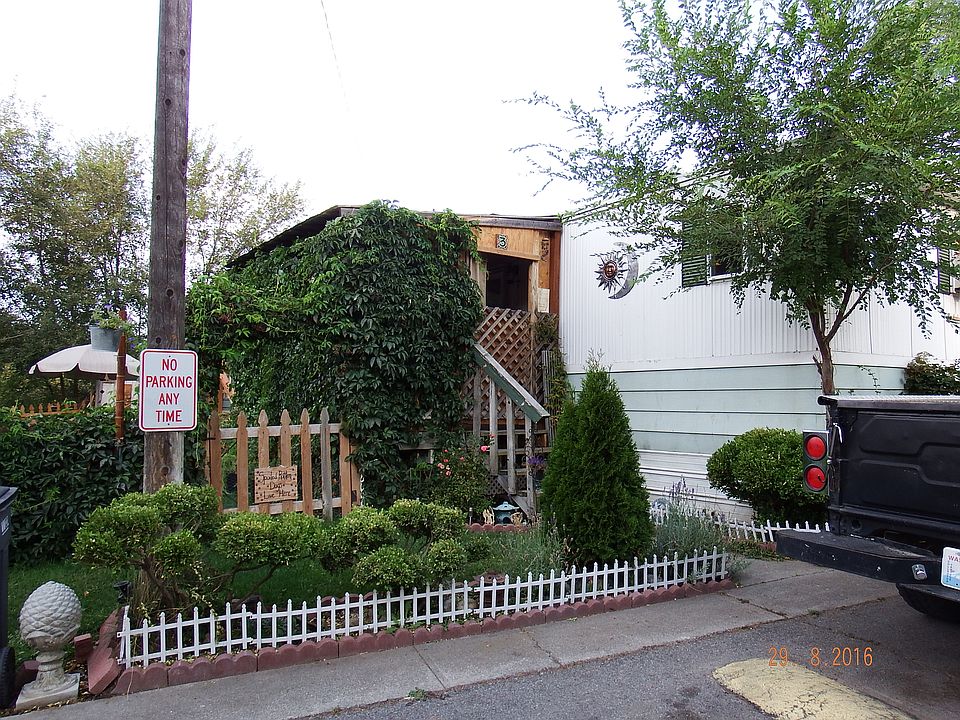 1st image of 9518 E 4th Ave Trailer 3