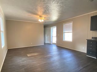 90 Hidden Lake Dr, Leonard, MI 48367