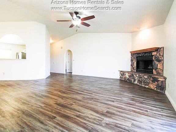 4th image of 9601 E Caldwell Dr