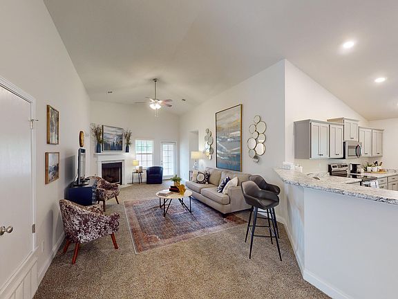 2nd image of 5983 Uselton Dr