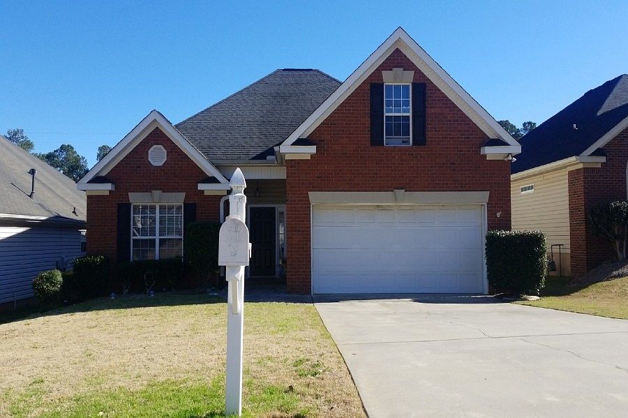 1st image of 593 Bradford Ln