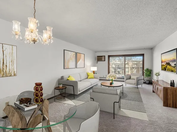1903 Silver Bell Rd APT 313, Eagan, MN 55122