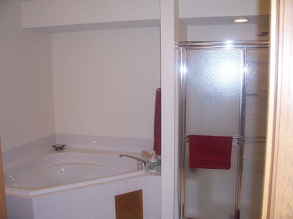 Master Bdrm Bath