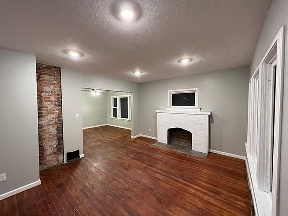 2nd image of 4305 W 52nd St
