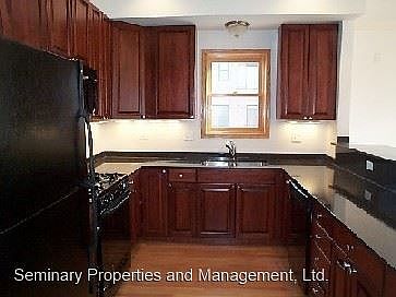 4th image of 1900 W Belmont Ave #4759015