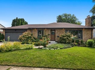 1316 S 4th St, Saint Charles, IL 60174