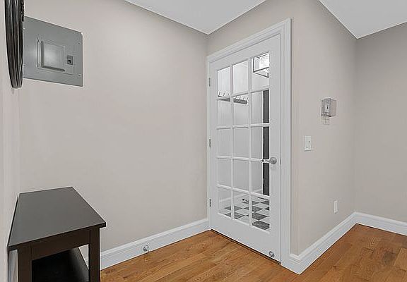 4th image of 40-16 31st Ave #6