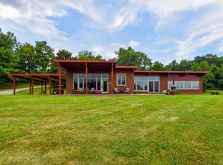 155 Maple Leaf Trl, Troutville, VA 24175