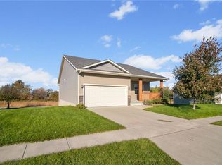 303 SE 12th St, Grimes, IA 50111