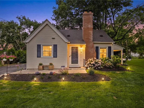 80 Daytona Ave, Webster, NY 14580