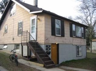 1806 Fisher St APT 3, Madison, WI 53713