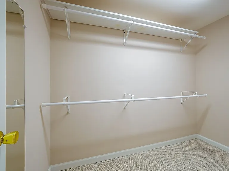 2702 Navarre Dr — Photo 32