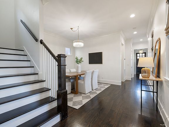 5th image of 4412 Westlawn Dr