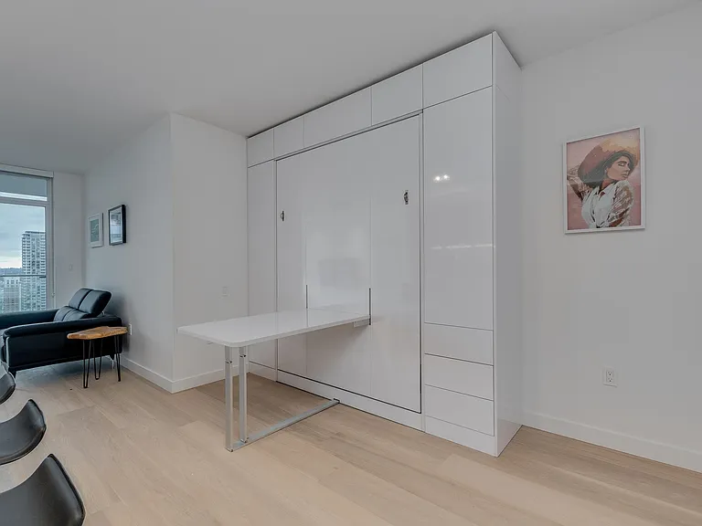 1289 Hornby St #2609 — Photo 6