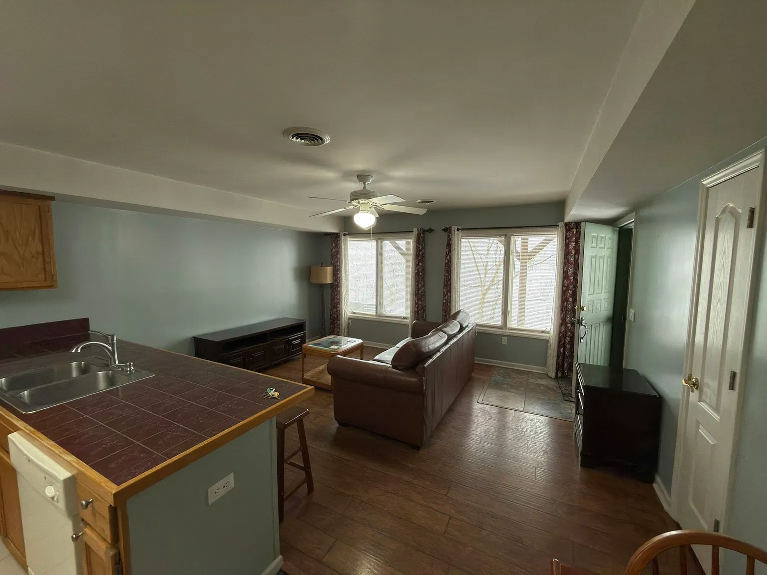 169 Brookview Lane, Unit 2bed — Photo 4