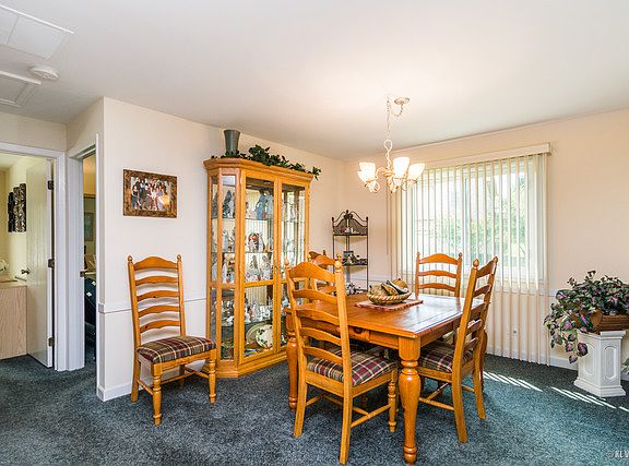 3rd image of 973 Walpole Ln #973