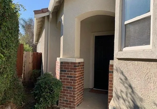 2424 Verona Ct photo 1