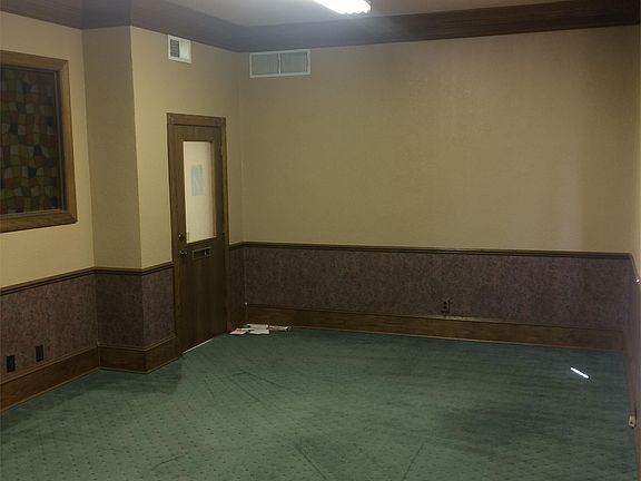5th image of 302 S 2nd St Ste 208