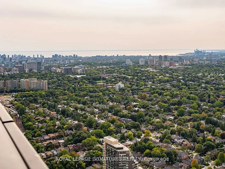 8 Eglinton Ave E #5303 — Photo 35