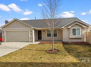 303 Rio Grande Ct, Homedale, ID 83628