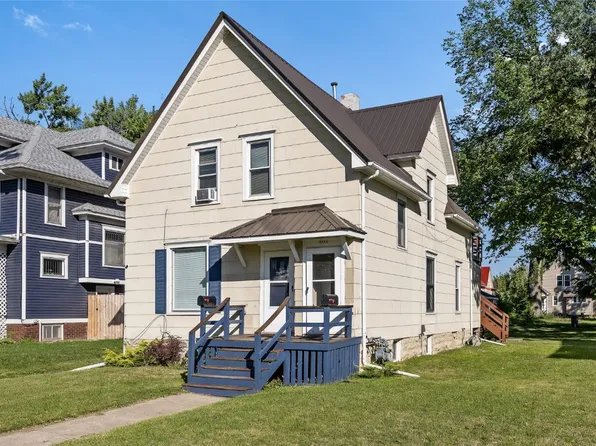 1622 D Ave NE #1622/1624, Cedar Rapids, IA 52402