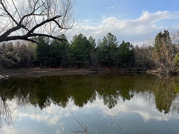 2nd image of 403993 E 1090th Rd