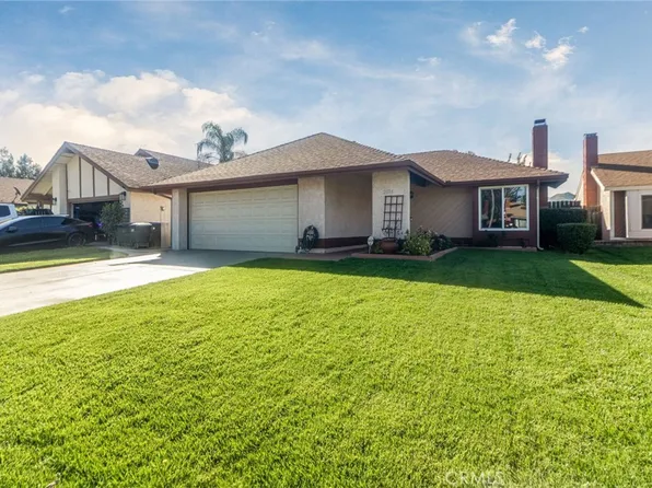 2074 Valley Wood St, Colton, CA 92324