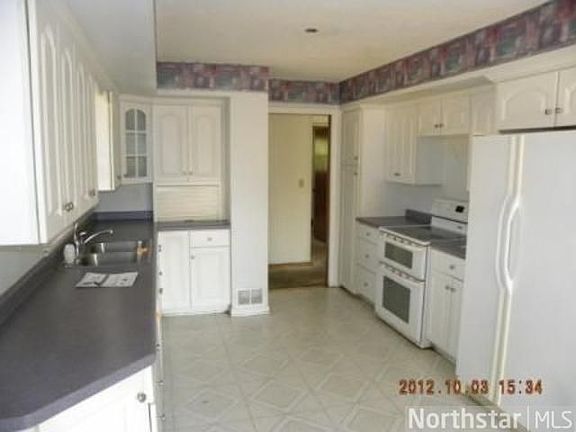 3rd image of 4225 6th Ave N